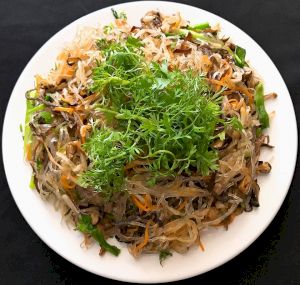 Miến xào chay
